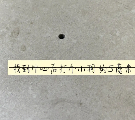 双阳瓷砖空鼓维修公司专业解答在瓷砖铺贴过程中，如果砂料搅拌不均匀，将会带来以下问题